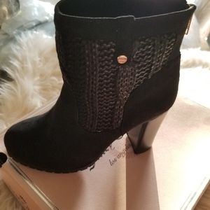 Juicy Couture Black Boots Size 7.5